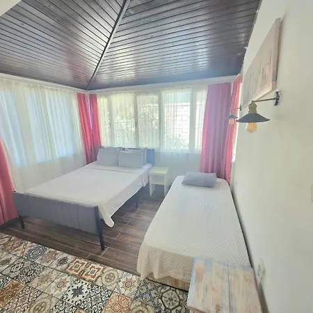 Hotel Kekik Alacati (adults Only) *