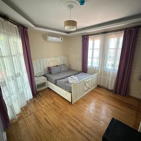 Kekik Alaçatı